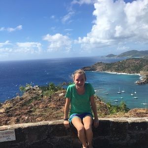 Meet your Posher, Brooke